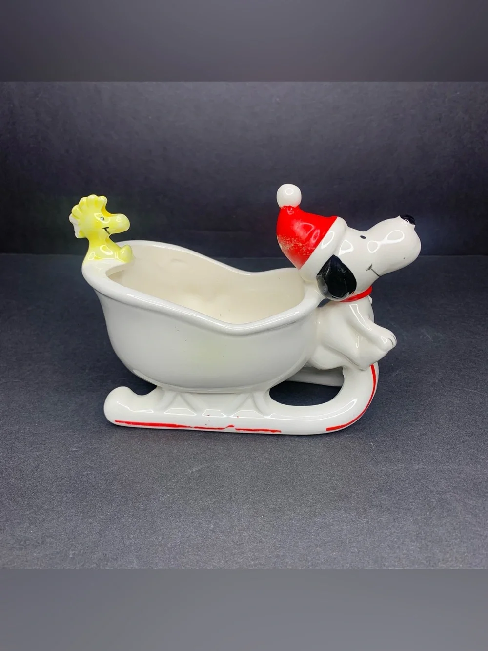 Vintage Peanuts Charlie Brown Snoopy and Woodstock Christmas Santa Planter Dish